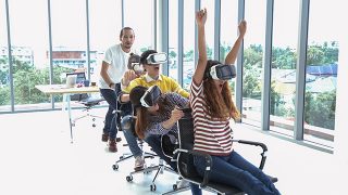 【VR初心者の方へ】VRとは?手軽に楽しめるVRゴーグルを紹介